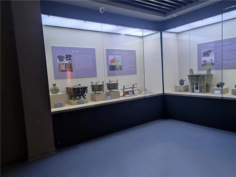 温州高端化妆品展示柜价格